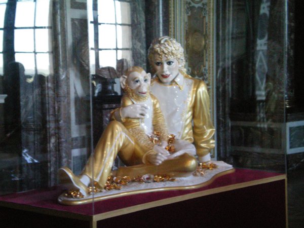 MIchael Jackson and Bubbles by Jeff Koons on display at Versailles, France 2008